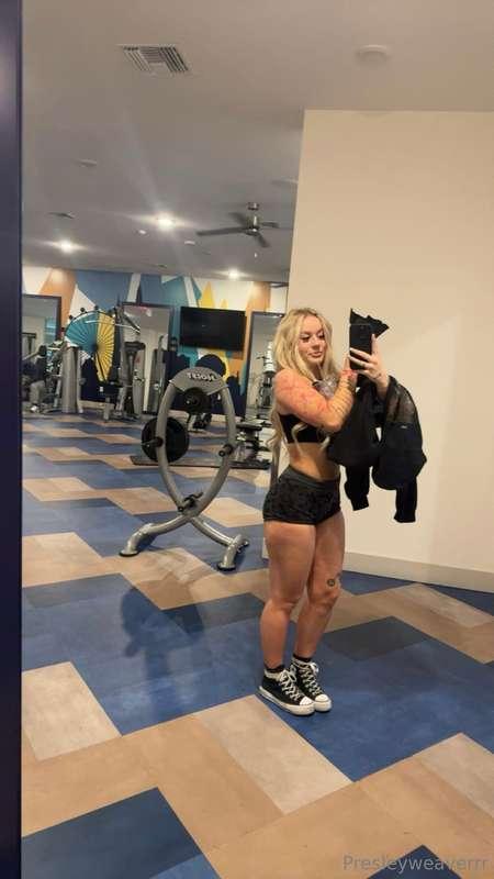 Stronger, hotter, and a little naughtier 😜🏋️‍♀️