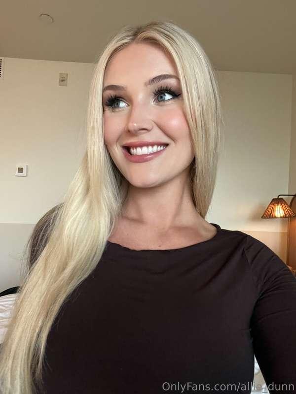 allie_dunn image #0