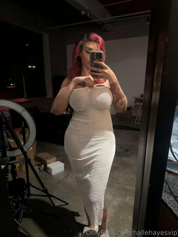 ready for a night out! where are u taking me? 🌙