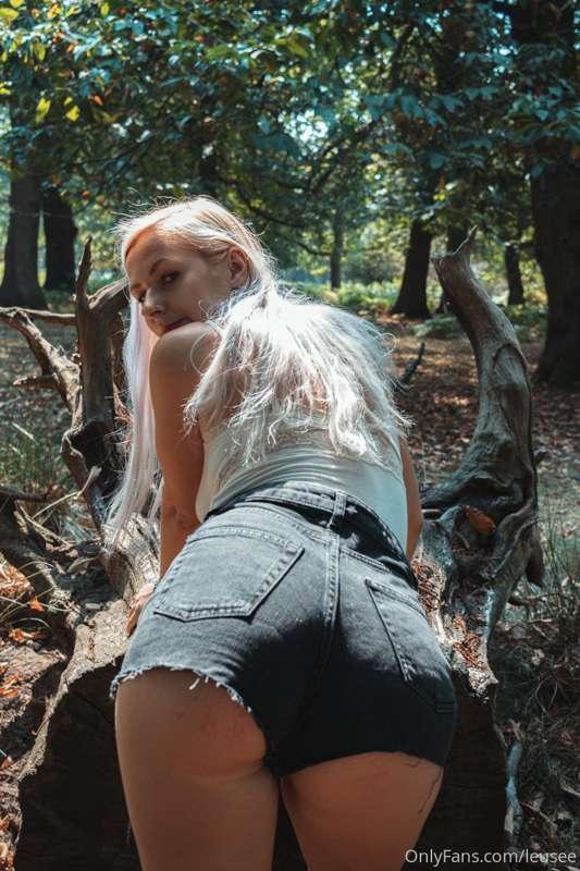 Another from a series "can you pls fuck me in the woods?" ha..