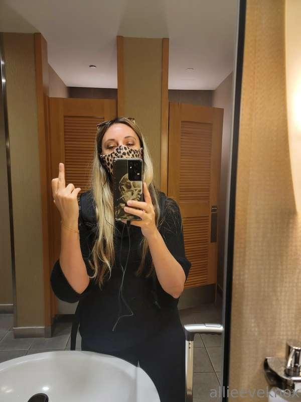 Headed to Mexico for the weekend. Bye.