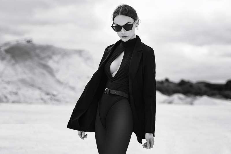 Sheila Meyhoff - A hint of fashion :Photos