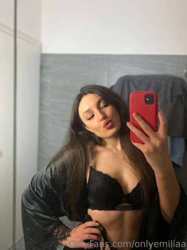 Hmm.. What is your option to continue this story?  😈💋🔥