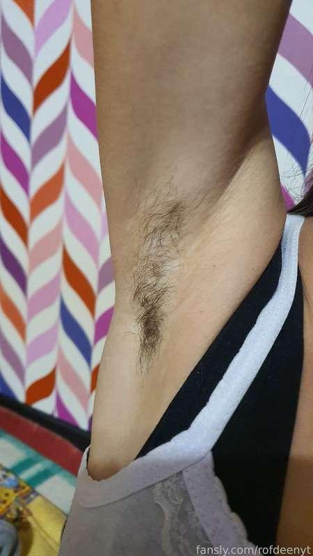 Some Fans like Hairy Armpits🙋‍♀️

#fyp
#rofdeenyt #sexy #fetish
#girl #girlfriend
#closeup
#body #sexybody 
#armpit #armpits #hairarmpit #hairarmpits 