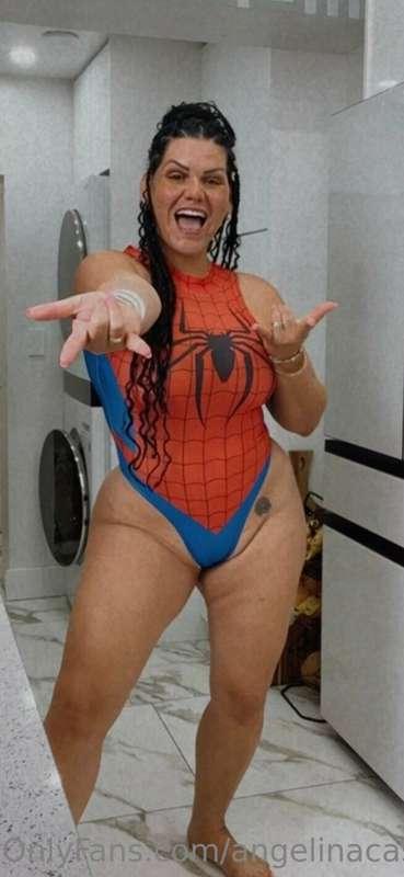 Check out my wishlist! I wear it all!
http://www.amazon.com/..