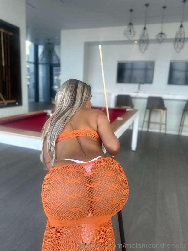 Think you can beat me in pool? 😈