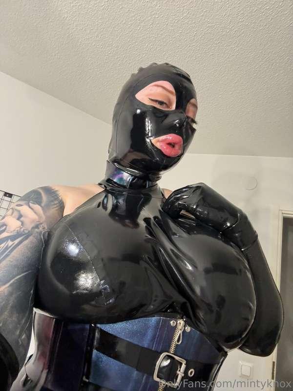 Are you into latex? 😜