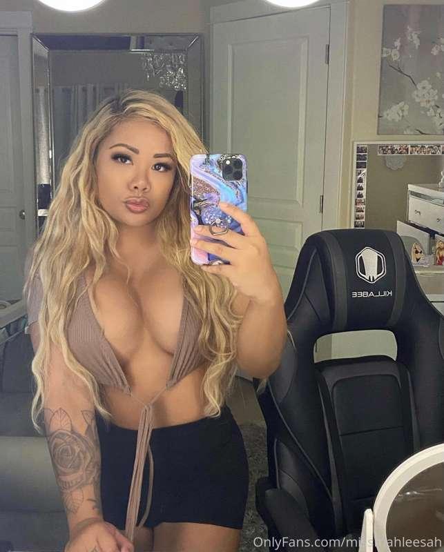 Stroke it for me?🥺