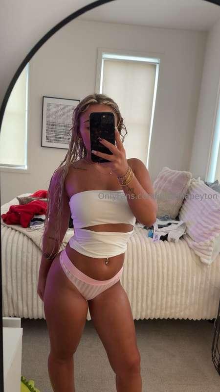 I just dropped the hottest nude bundle I’ve ever made 👀💦 It’..