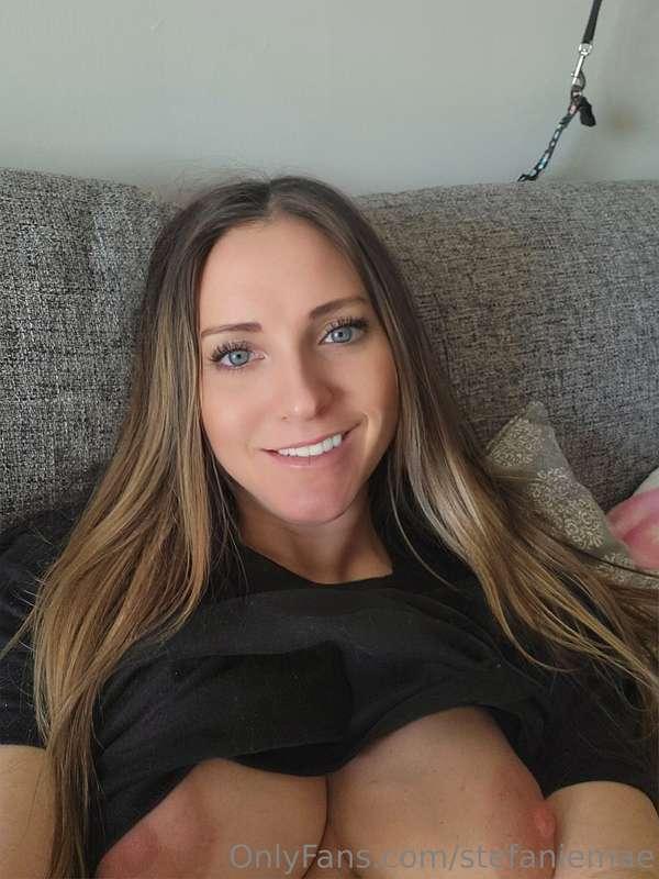 Happy Humpday guys have a tits of a day 😉😜😘