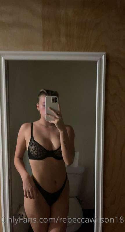 🎁 let me spoil you baby ❤️ tip me $10 for my favorite surpri..
