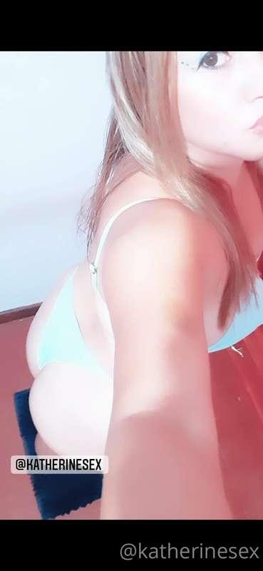 🥰 Daddy's little princess 🥰 wants to please you with content..