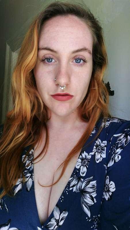 it's a day 👋 come say hi on my xxx account @feministfucktoy!