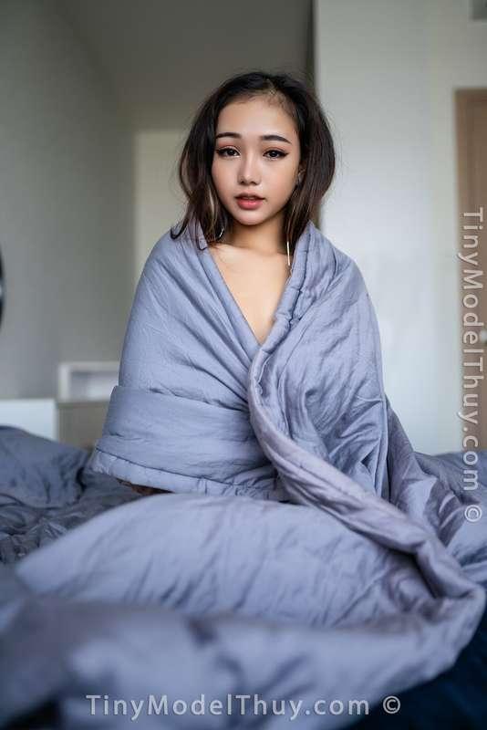 tinymodelthuy image #7