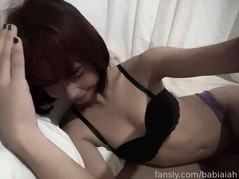 Trying to be cute while seducing you. 🤭

#filipina #pinay #shemale #trans #teen #transgirl #mtf #girlcock #nude