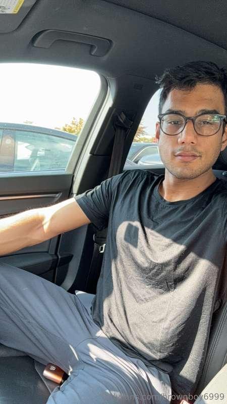 Off to the gym. Message me I’m bored