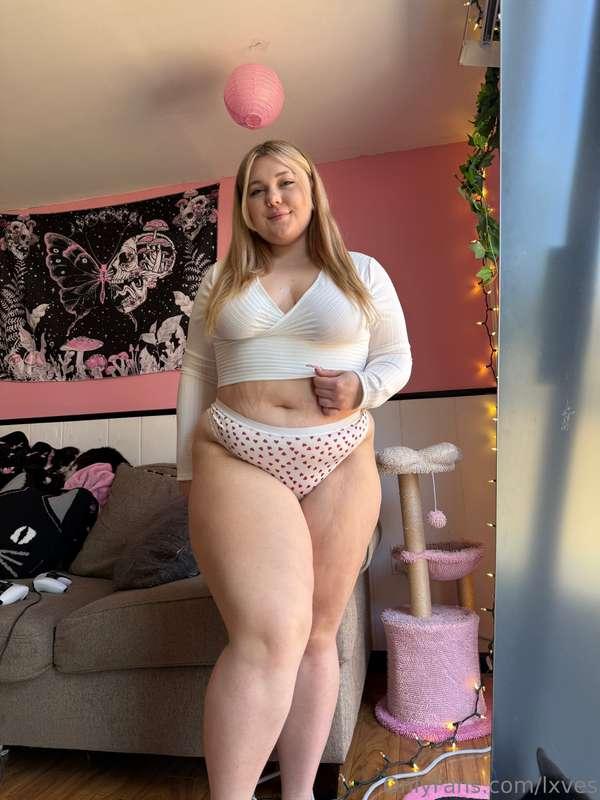 i love these panties.. wanna buy them? ❣️