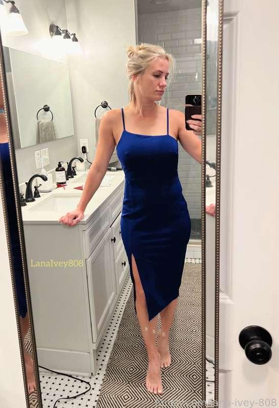 Would you take me out if I was wearing this dress? (No panties of course.)



#selfie 