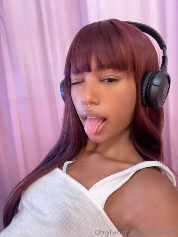Rock music? or you want me to rock your world now? 🤪