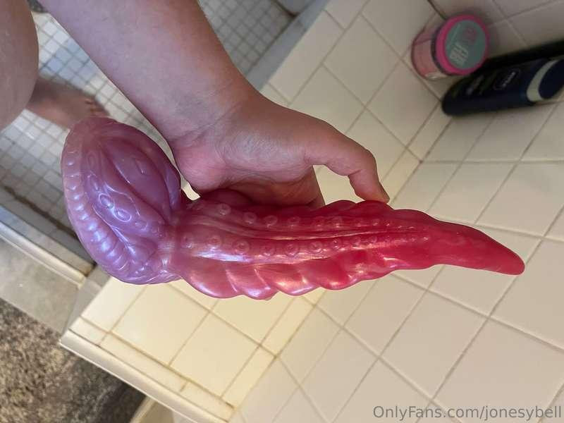 Someone sent me my first tentacle dildo to see if I would wa..