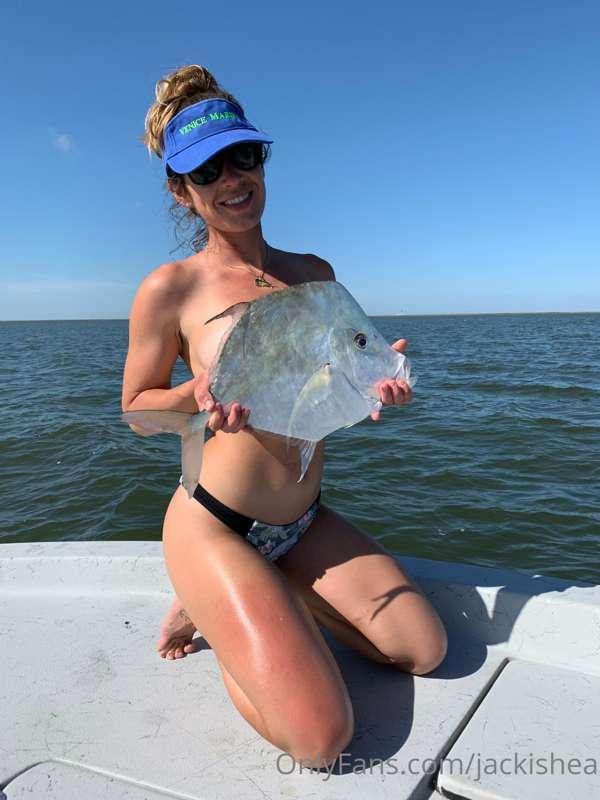 Moonfishbra Monday!