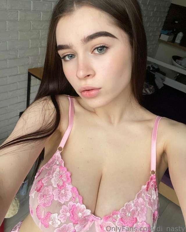 @cutie_dixieLooking for some cute fairy?She is here, just fo..