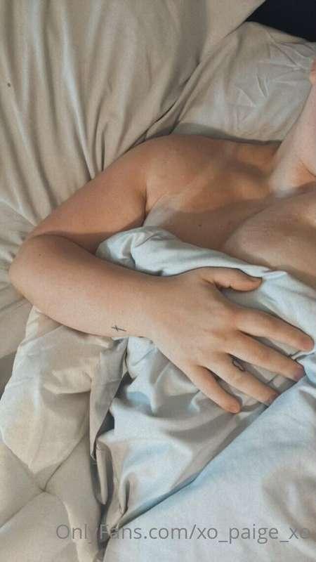 Come cuddle?