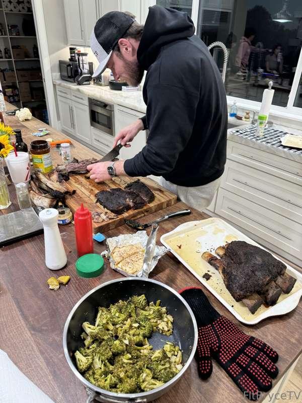 When your boyfriend cooks Texas Beef Ribs for the entire cre..