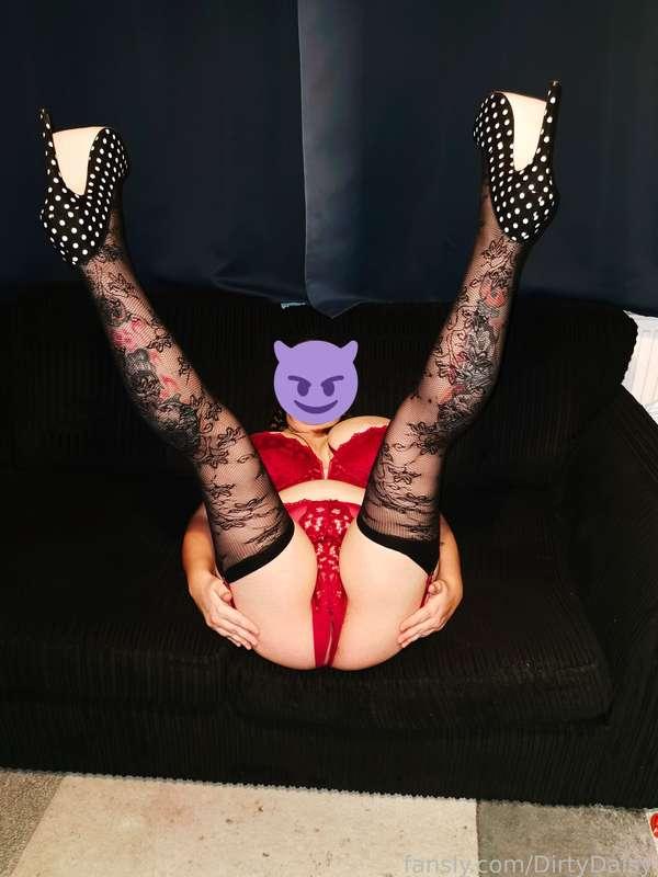 dirtydaisy image #1
