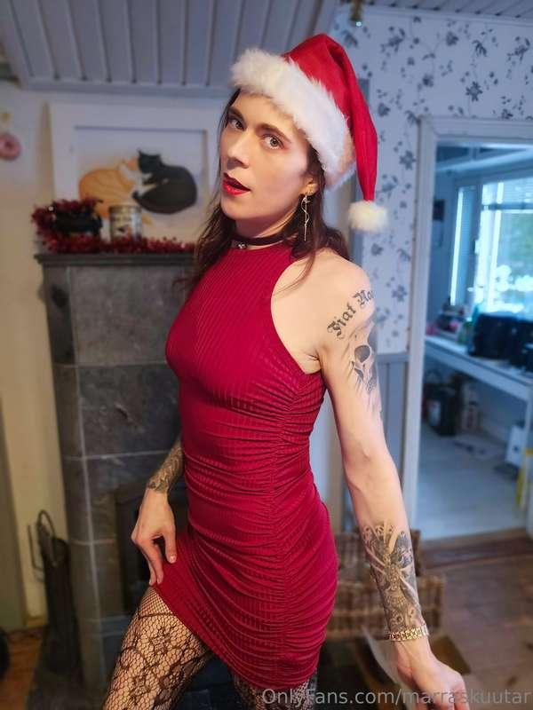 A bit late, but hope you had a sexy christmas and a horny ne..