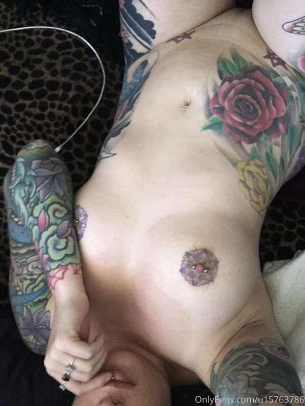 Come snuggle me 🥺👉👈