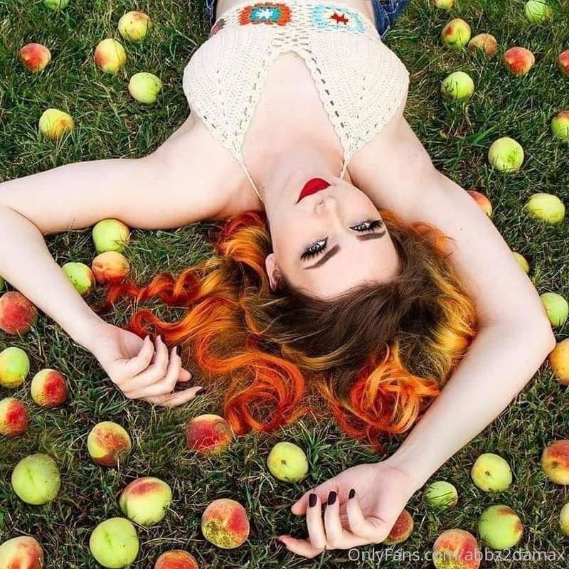 ATTENTION! I HAVE SOME SEXY NEWS! Foxi miss moxie (red head ..