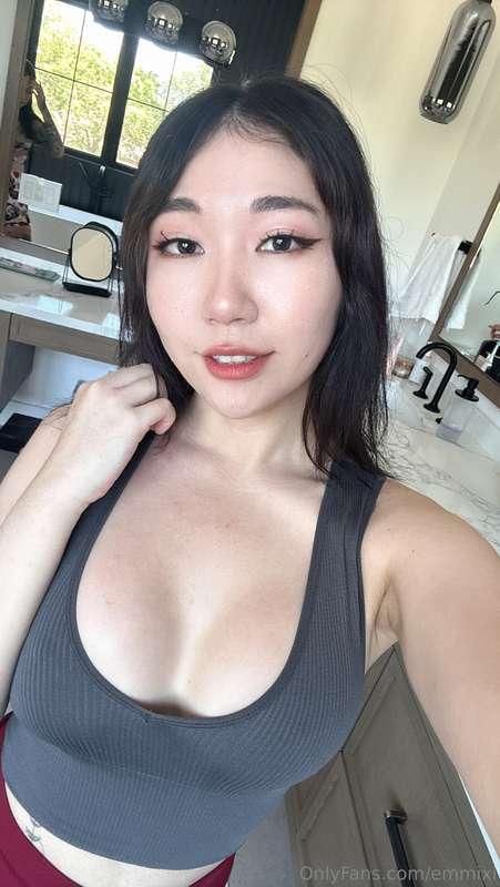 Happy hump day and enjoy this view of me <3