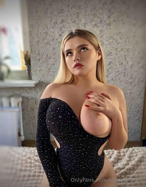 GORGEOUS ANGEL @mamacicitaa WILL FULFILL YOUR HOT DREAMS🤤😍 T..