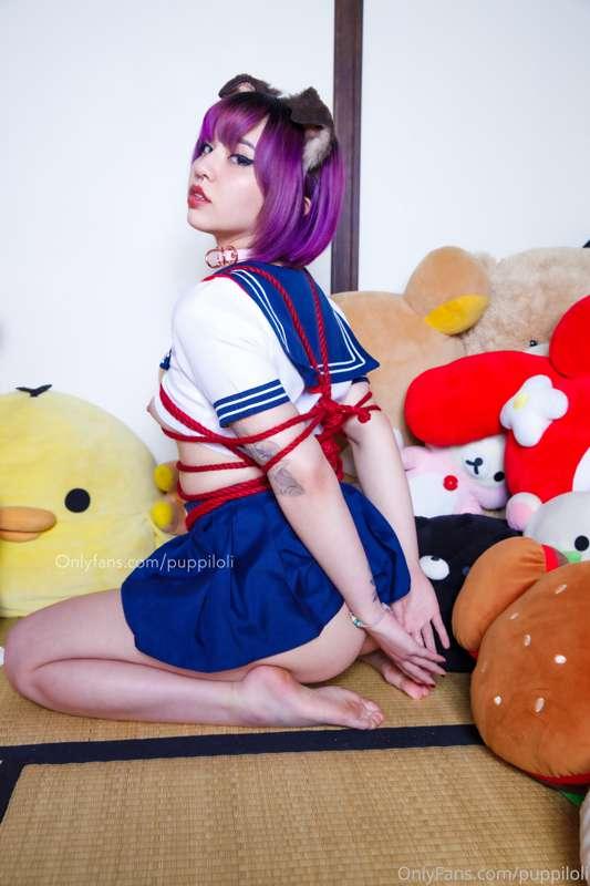 Hi everyone! Sorry if I’ve been distant :3 I’m currently in ..