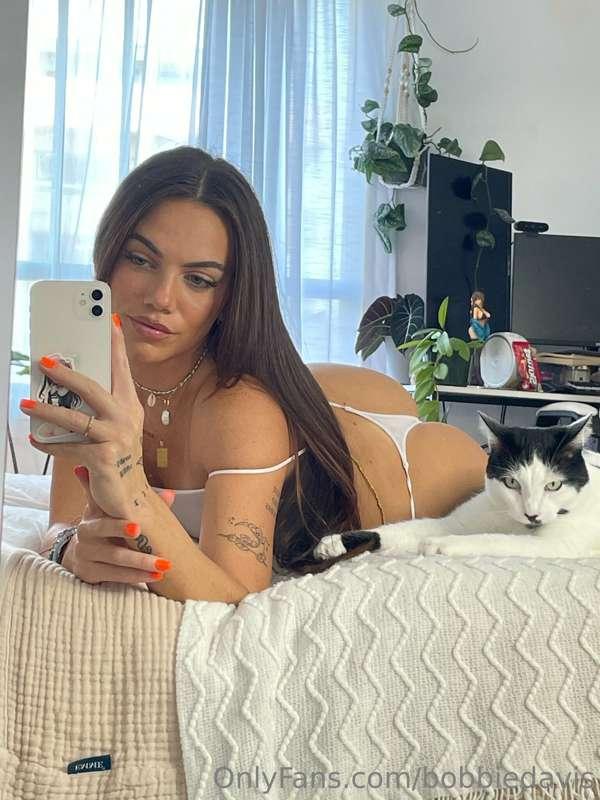 just me and my pussy cat 😏