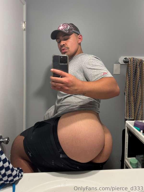 fat butt for your friday