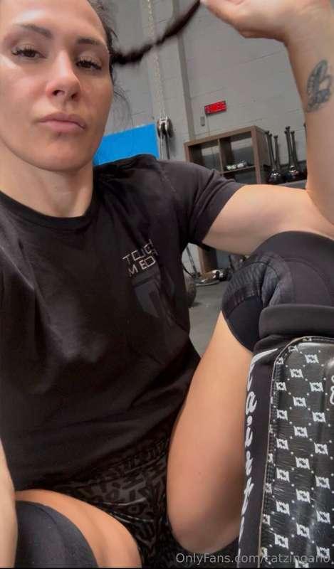 Fight me 🥊 Tomorrow is my birthday 🎂 🥰