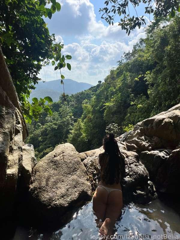 izabella_notbella image #2