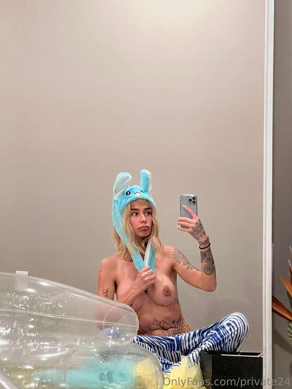 Happy Easter 🐣🐇