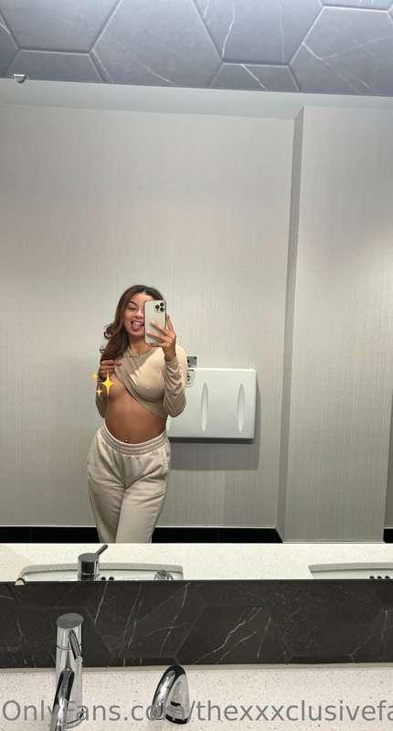 OMG I love getting my pussy eaten!