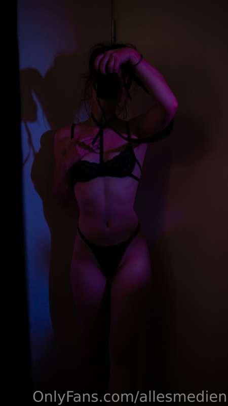 I love coloured light pics 💕