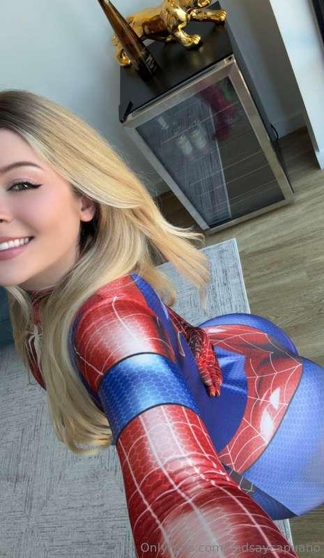 my spidey senses are telling me you wanna see what’s under t..