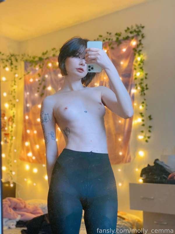 molly_cemma image #4