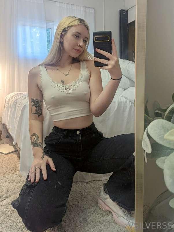 I have a surprise waiting for you in the second pic 😇