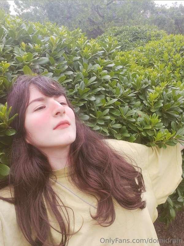 Chill day, lie down in nature🫶☮️💟hippie and domi soul😈💚