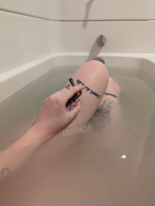 Wanna join? 😏  Like/comment/tip this post for more 💋