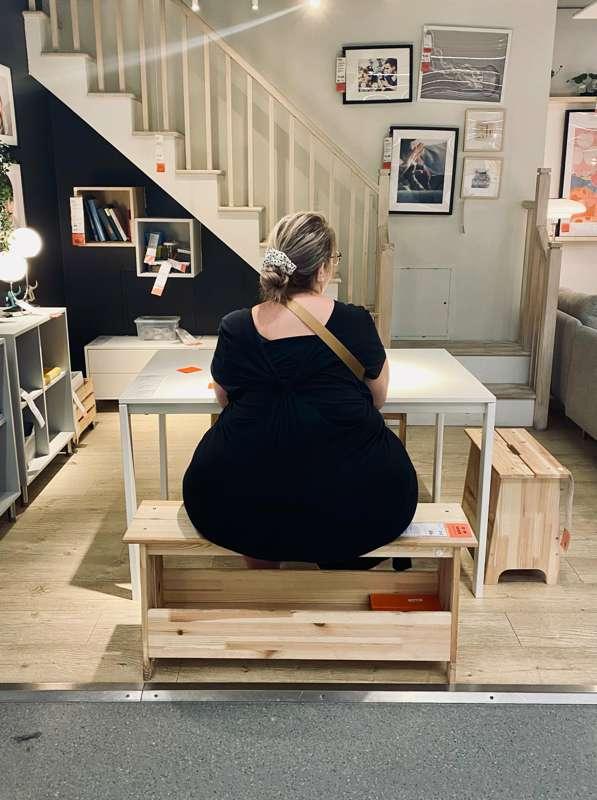 I was impressed by how sturdy this bench was. 10/10 would re..