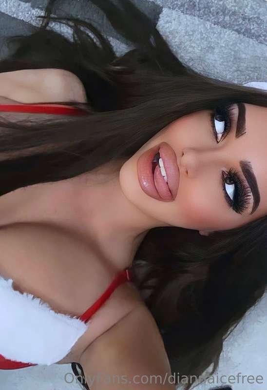 💕 What am I thinking about.. ?? 😈