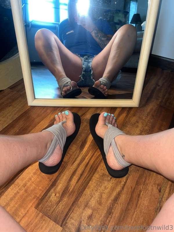 barefootnwild3 image #0